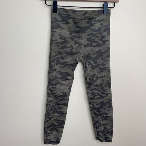 Spanx Gray Camo Pull-On Seamless Leggings Women's Size Small Stretch - Picture 2 of 5